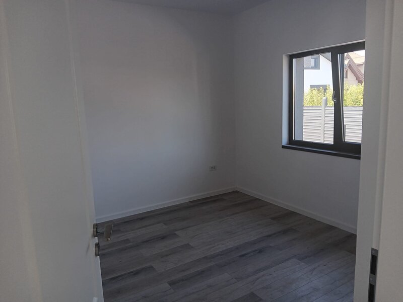 Domnesti, strada Fortului, TVA inclus, ultima casa, negociabil.